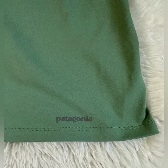 Patagonia Tank Top Sports Running Athletic workout woman’s size Medium Green - Picture 6 of 9